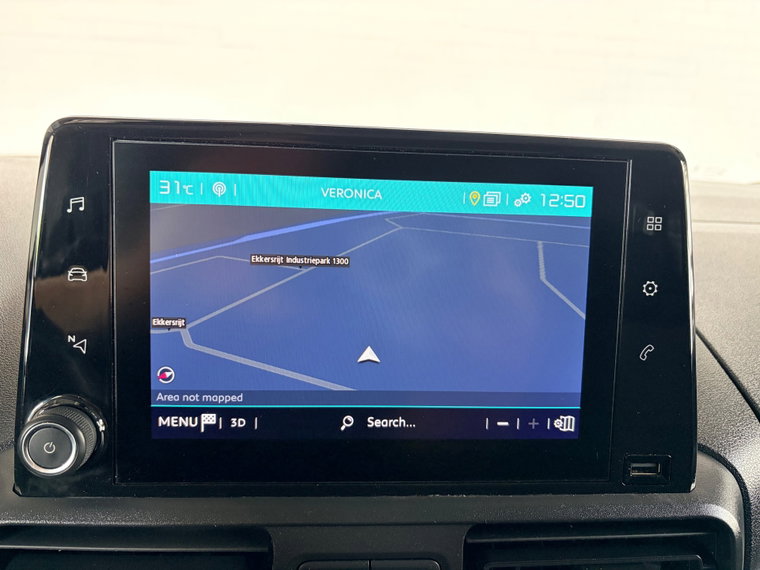 Vehicle Image 27
