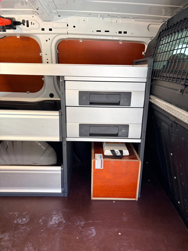 Vehicle Image 36