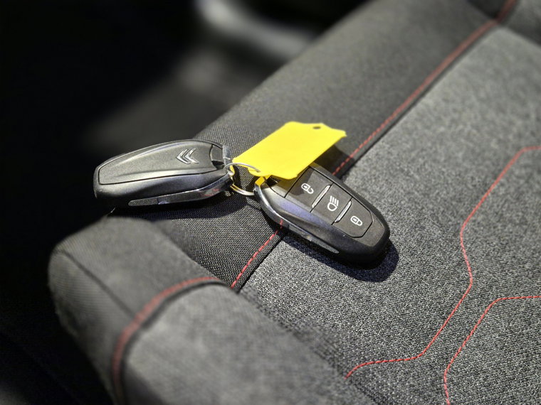 Vehicle Image 40