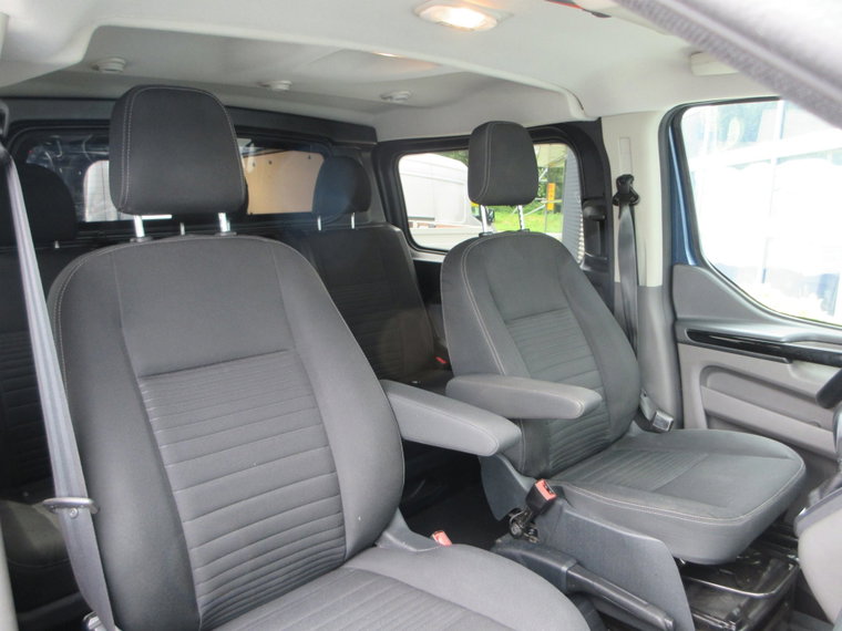 Vehicle Image 19