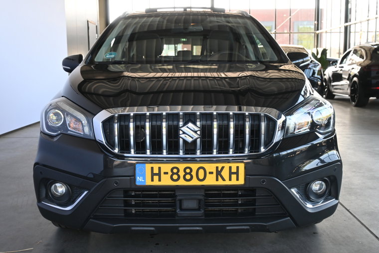 Vehicle Image 16