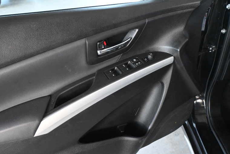 Vehicle Image 40