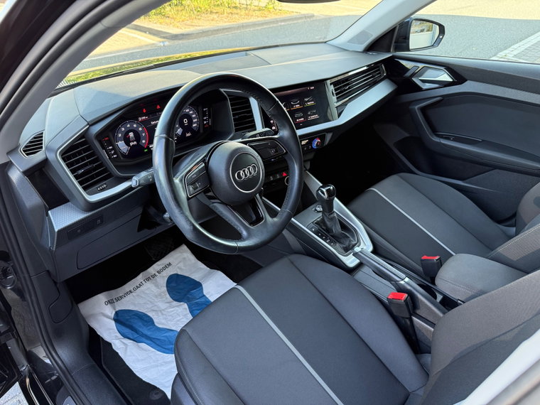 Vehicle Image 27