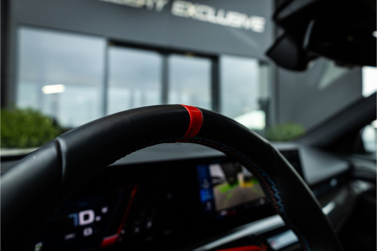 Vehicle Image 35