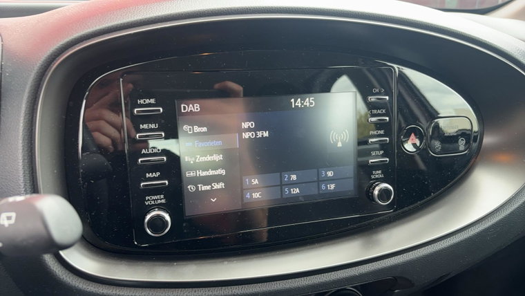 Vehicle Image 9