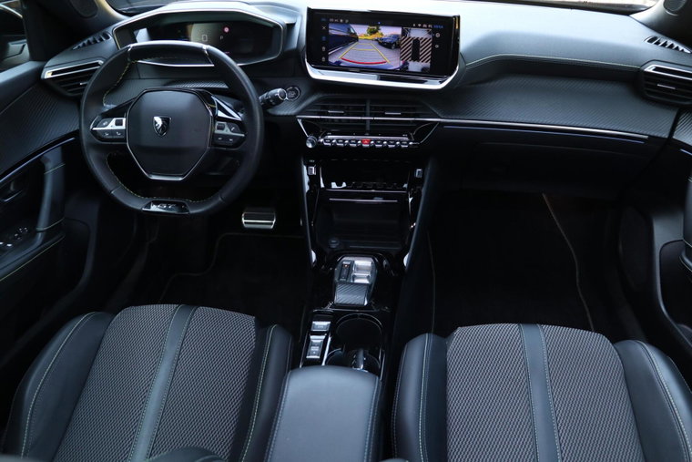 Vehicle Image 19