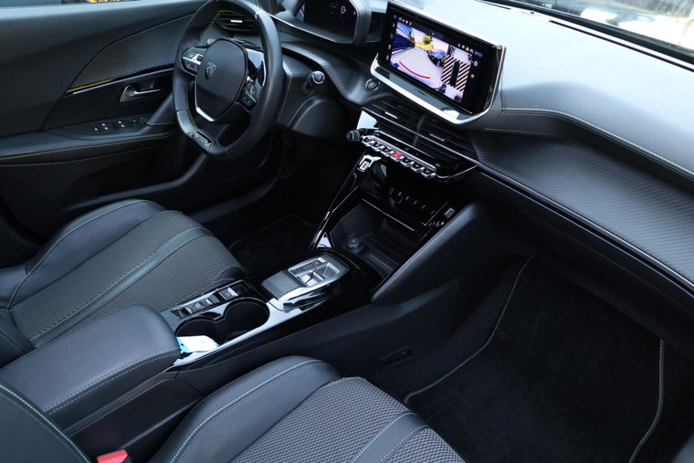 Vehicle Image 20