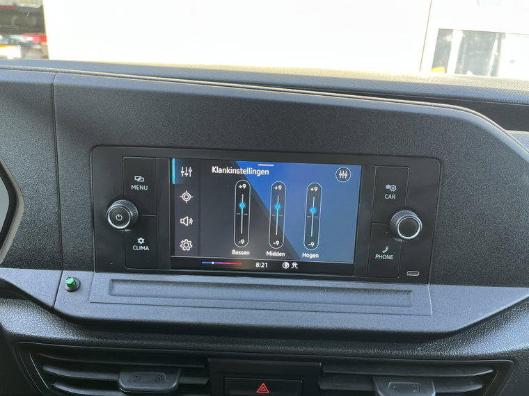 Vehicle Image 40