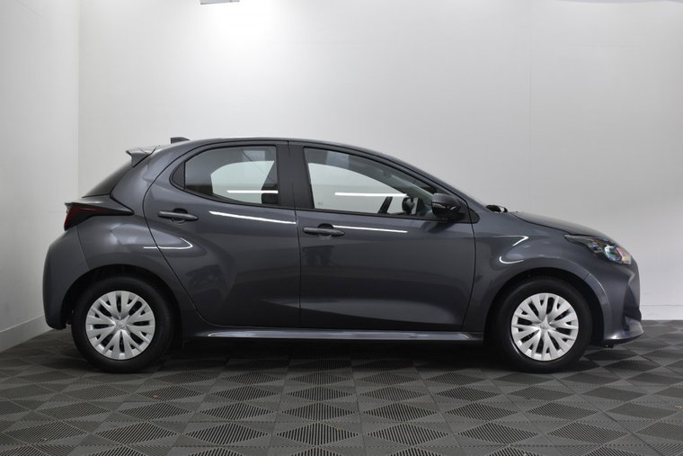 Vehicle Image 4