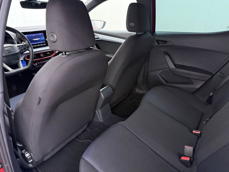 Vehicle Image 21