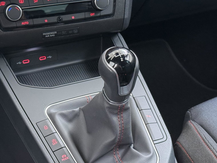 Vehicle Image 39