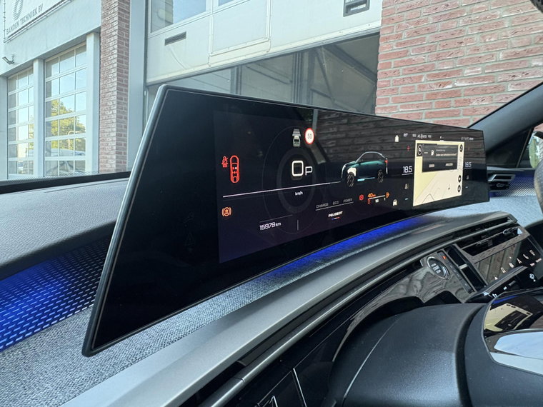 Vehicle Image 31