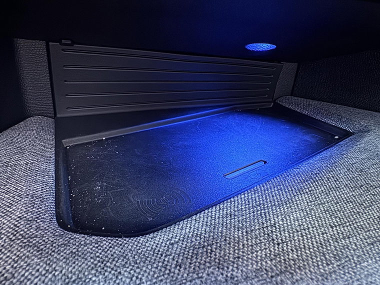 Vehicle Image 37