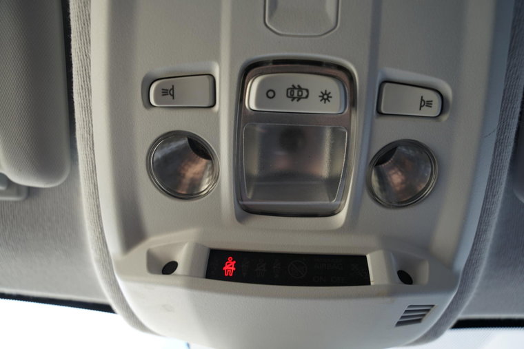 Vehicle Image 35
