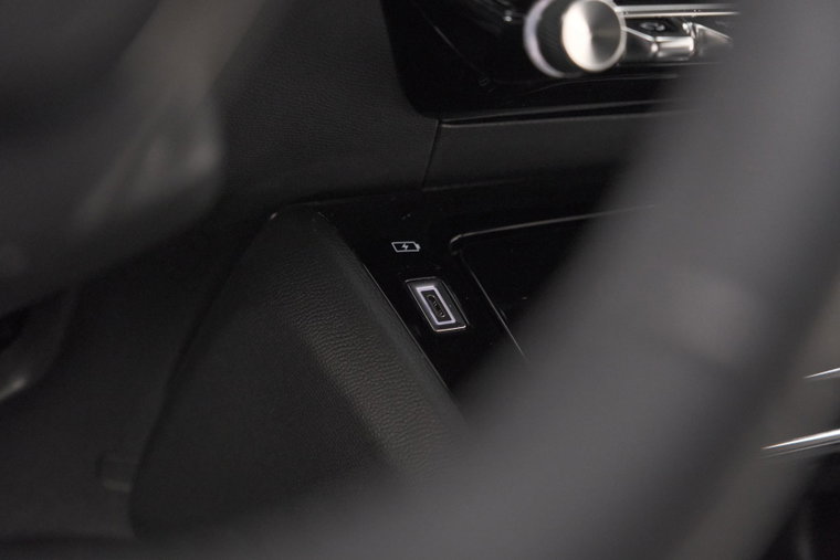 Vehicle Image 47