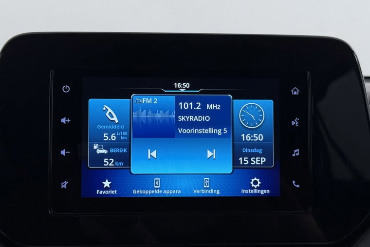 Vehicle Image 35