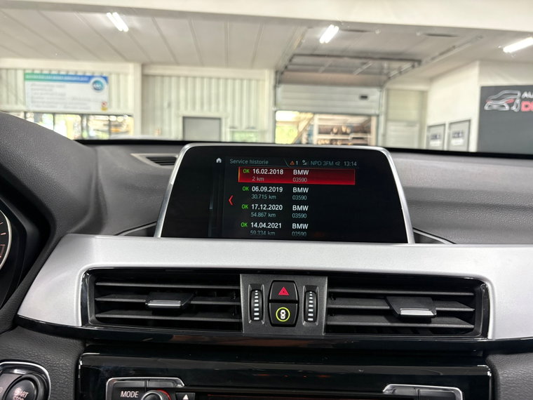 Vehicle Image 27