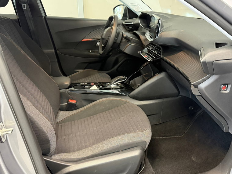 Vehicle Image 37