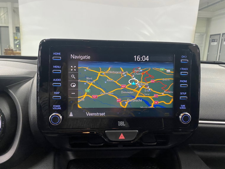 Vehicle Image 18
