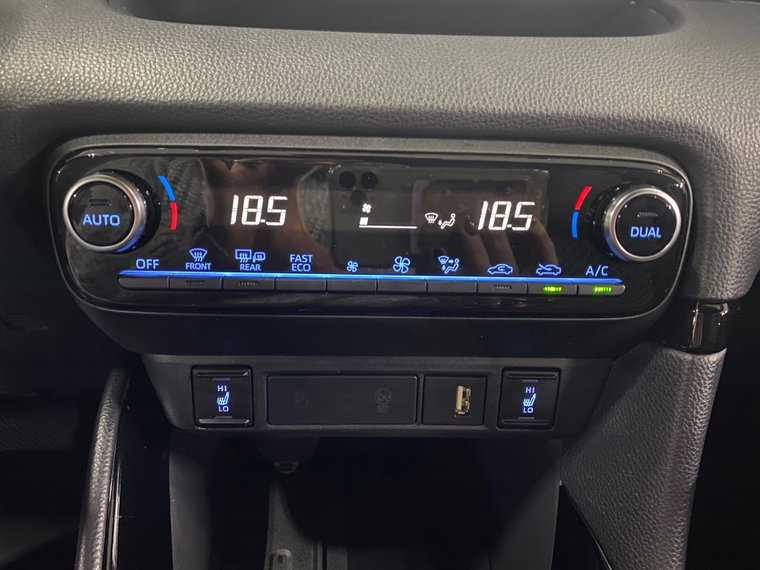 Vehicle Image 23