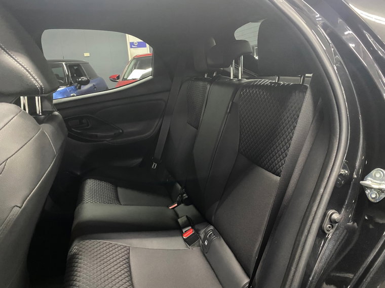 Vehicle Image 31