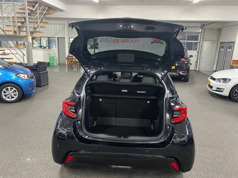 Vehicle Image 33