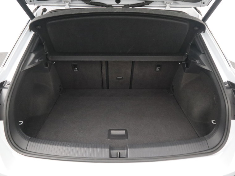 Vehicle Image 45