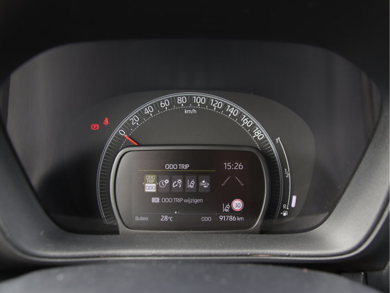 Vehicle Image 19