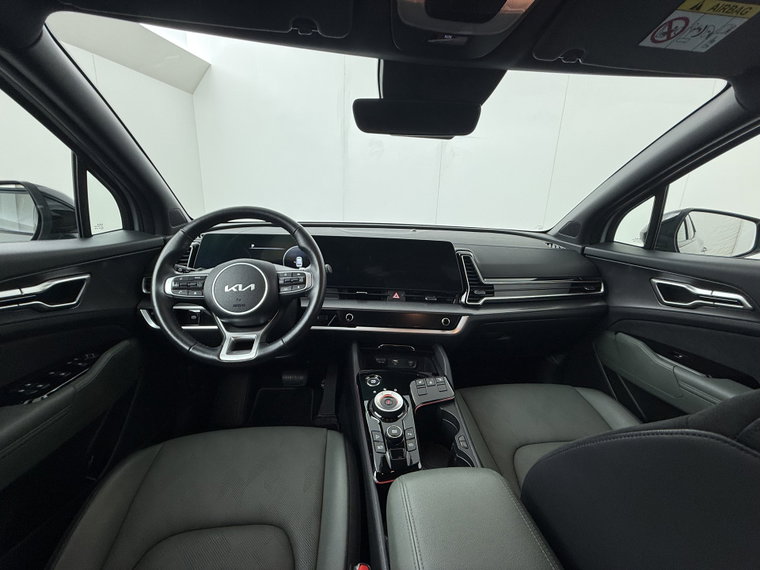 Vehicle Image 36