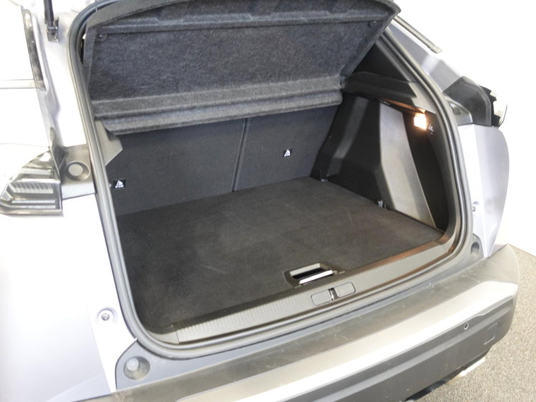 Vehicle Image 37