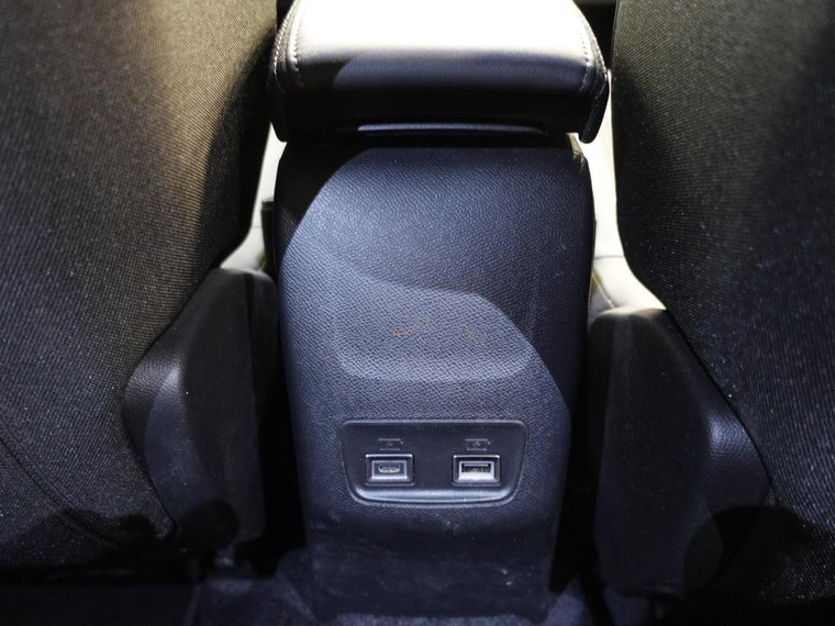 Vehicle Image 39