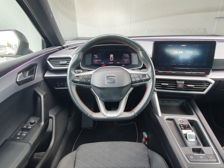 Vehicle Image 17