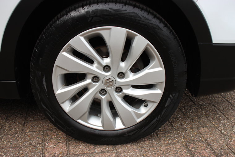 Vehicle Image 18
