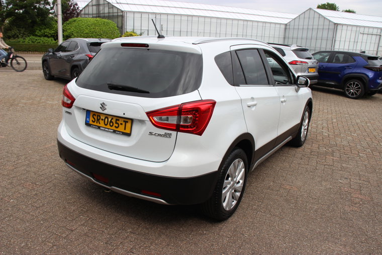 Vehicle Image 20