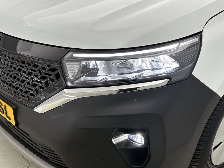 Vehicle Image 26
