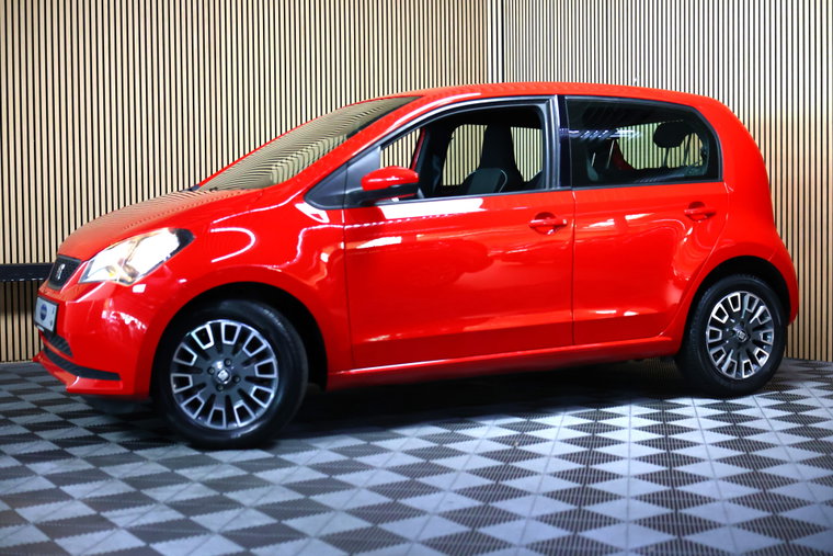 Vehicle Image 12