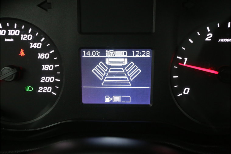 Vehicle Image 13