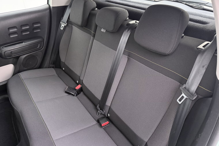 Vehicle Image 11