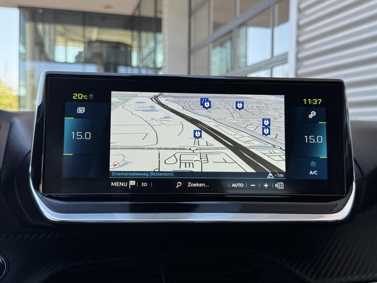 Vehicle Image 38