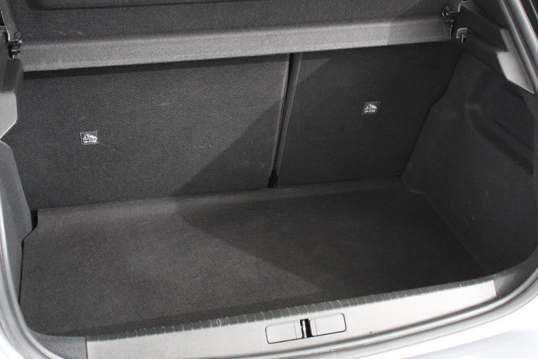 Vehicle Image 24