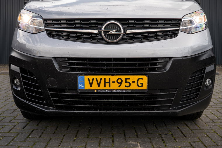 Vehicle Image 24