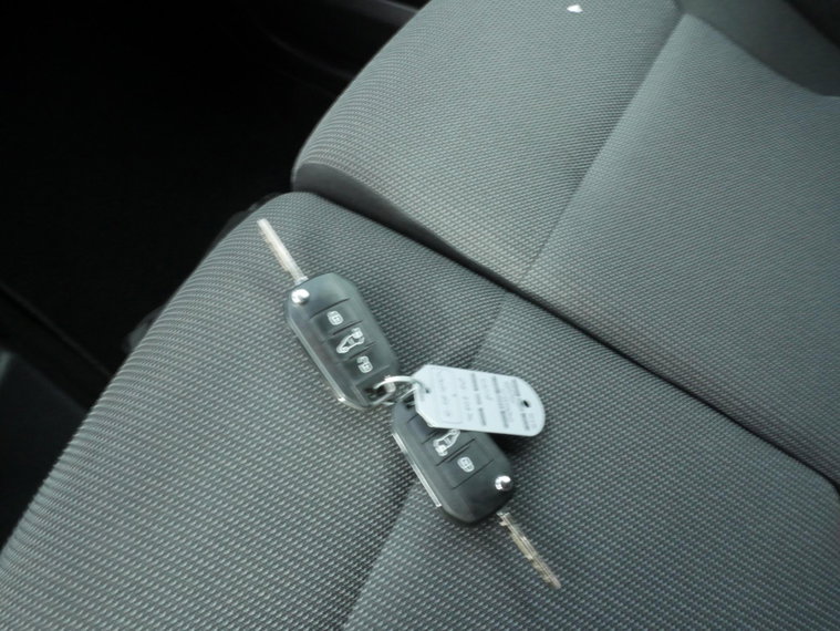 Vehicle Image 18