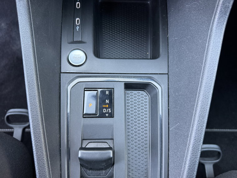 Vehicle Image 45