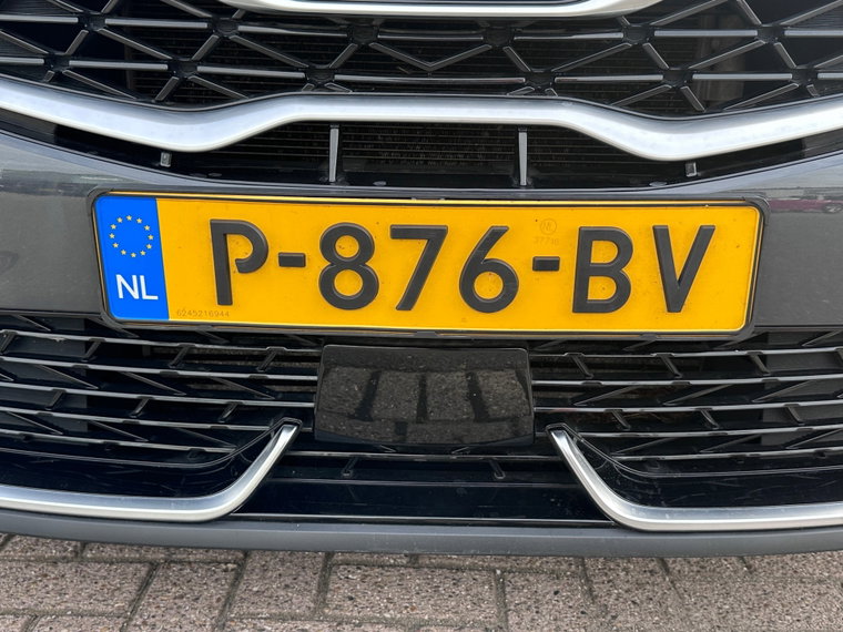 Vehicle Image 22