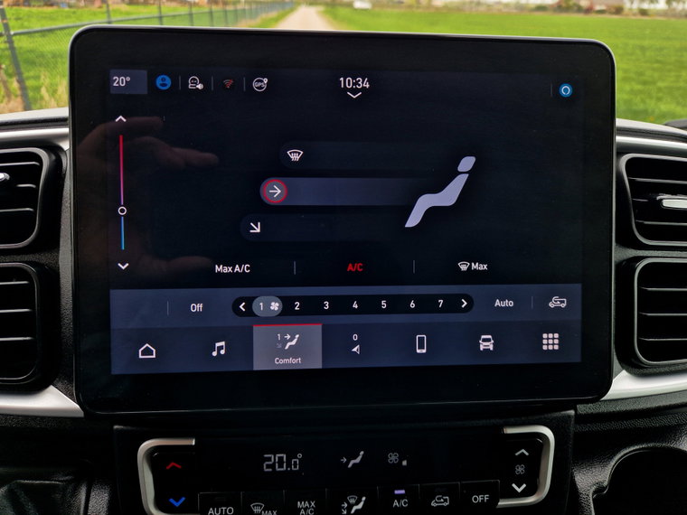 Vehicle Image 31