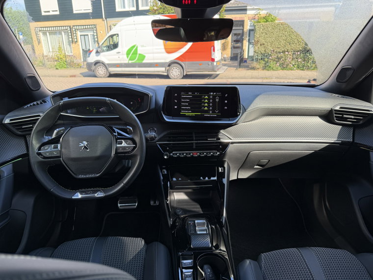 Vehicle Image 28