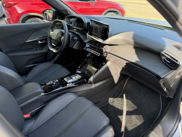 Vehicle Image 34