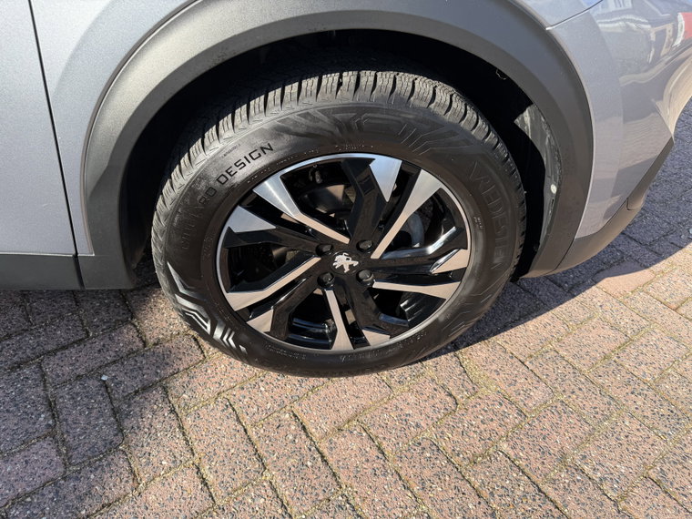 Vehicle Image 39