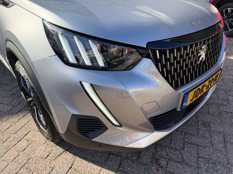 Vehicle Image 40