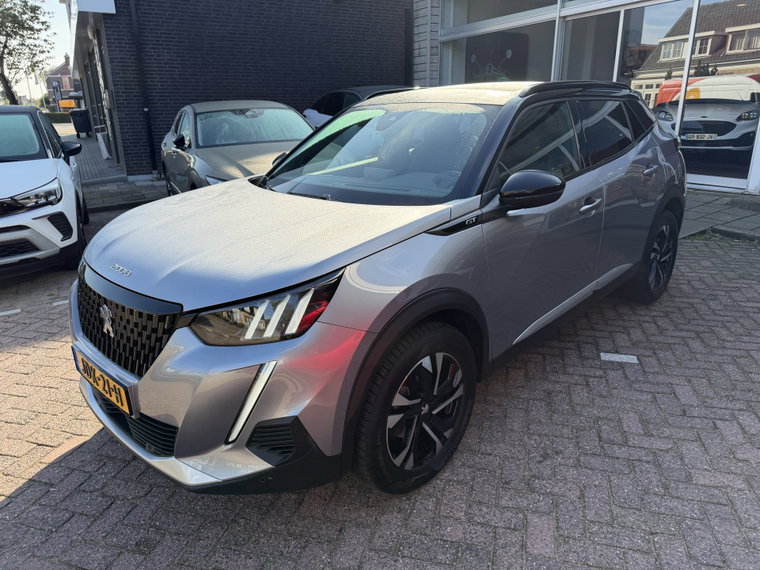 Vehicle Image 8